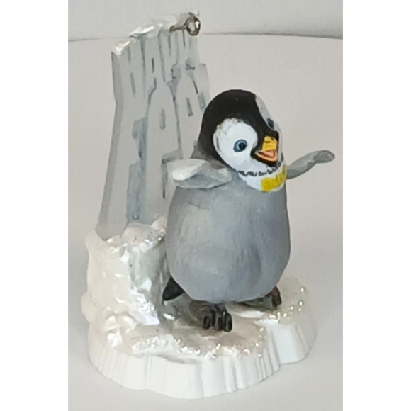 Mumble Moves! 2006 Hallmark Happy Feet Ornament QXI3086 - Picture 3 of 11